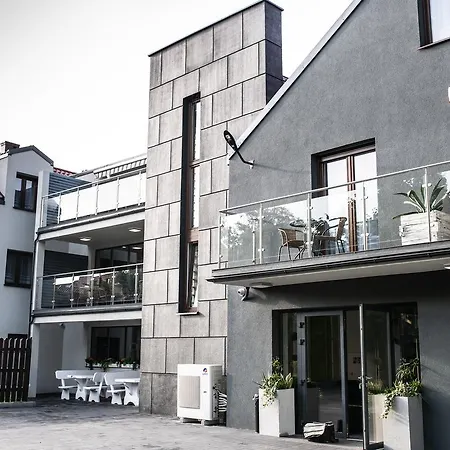 Plaza בית אירוח *